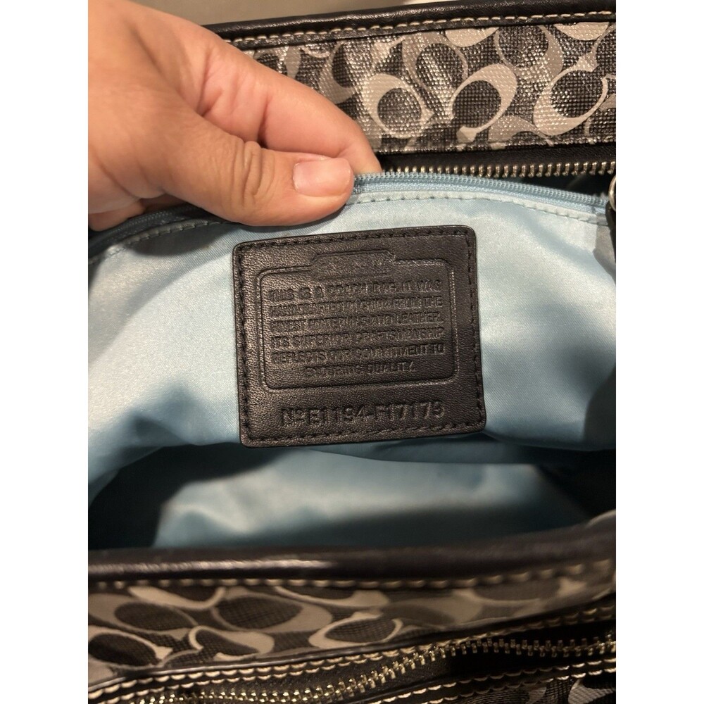 Coach Chelsea Gray & Black Opt Art XL Weekender/Diaper Bag Carryall Tote - Picture 14 of 16